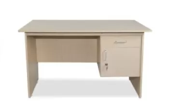 19. Bàn Làm Việc Văn Phòng – Nâng Tầm Hiệu Suất Làm Việc Của Bạn